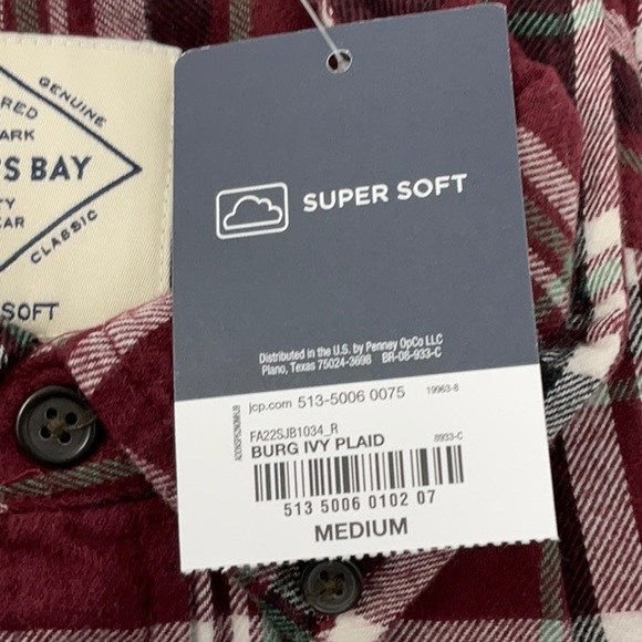 NWT men’s St John’s Bay Classic Fit Signature Flannel button down shirt, size M - Picture 4 of 8